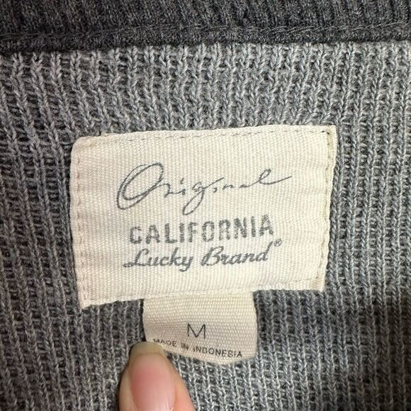 CLEARANCE! Men’s Gray Lucky Brand Knit Crew Sweater Size M EUC - Picture 5 of 5